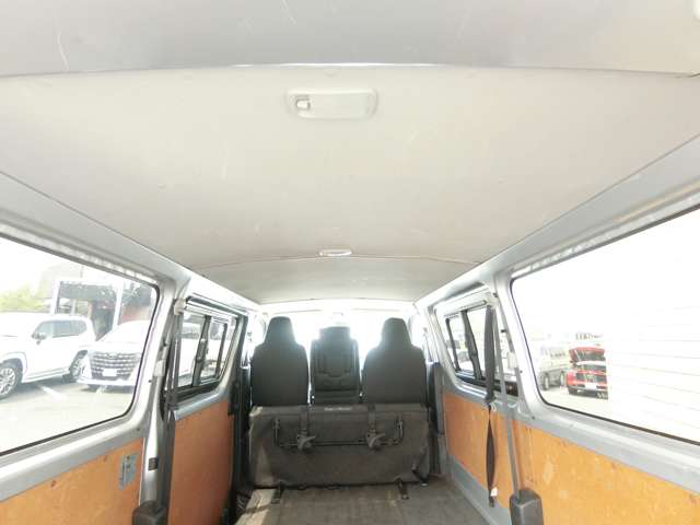 トヨタ ハイエースバン ２．０ ＤＸ ロング H27年 (中国) 99