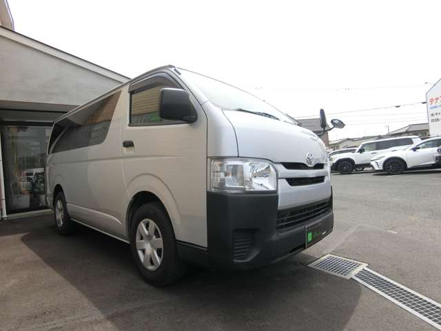 トヨタ ハイエースバン ２．０ ＤＸ ロング H27年 (中国) 99