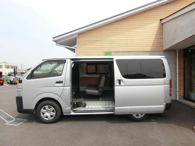 トヨタ ハイエースバン ２．０ ＤＸ ロング H27年 (中国) 99