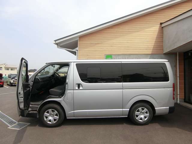 トヨタ ハイエースバン ２．０ ＤＸ ロング H27年 (中国) 99