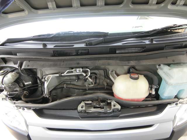 トヨタ ハイエースバン ２．０ ＤＸ ロング H27年 (中国) 99