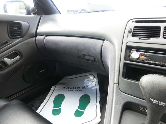 日産 フェアレディＺ ３．０ ３００ＺＸ ２ＢＹ２ Ｔバールーフ H9年 (中国) 99