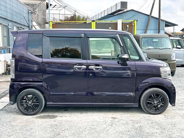 ホンダ Ｎ　ＢＯＸ ６６０ カスタムＧ ＳＳパッケージ ブラックスタイル H29年 (九州・沖縄) 99