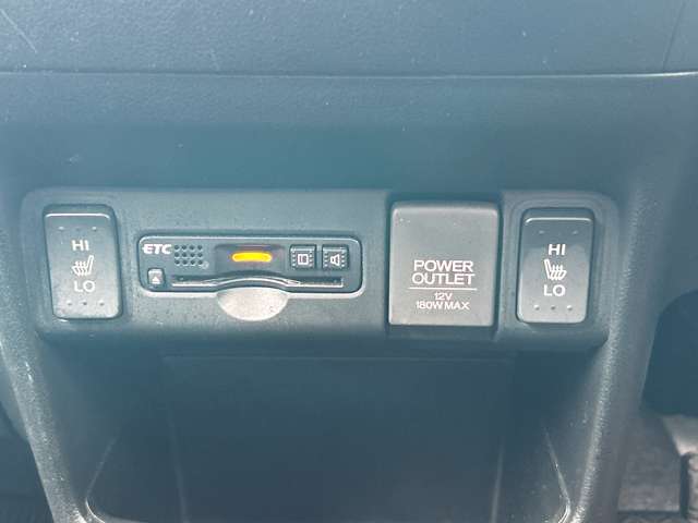 ホンダ Ｎ　ＢＯＸ ６６０ カスタムＧ ＳＳパッケージ ブラックスタイル H29年 (九州・沖縄) 99