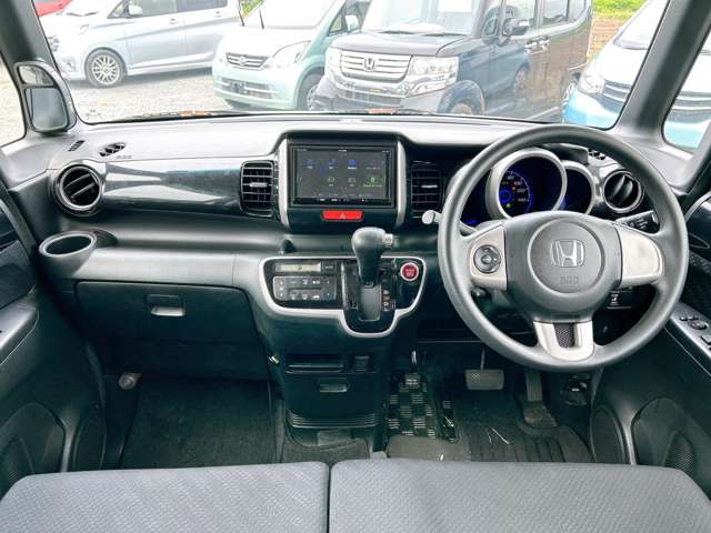 ホンダ Ｎ　ＢＯＸ ６６０ カスタムＧ Ｌパッケージ H24年 (九州・沖縄) 99