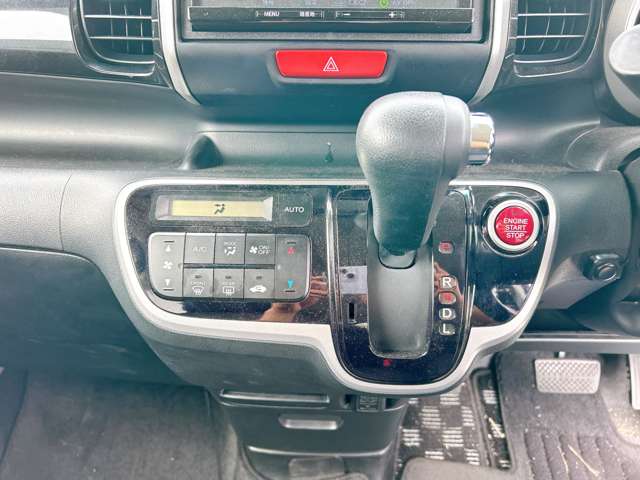 ホンダ Ｎ　ＢＯＸ ６６０ カスタムＧ Ｌパッケージ H24年 (九州・沖縄) 99