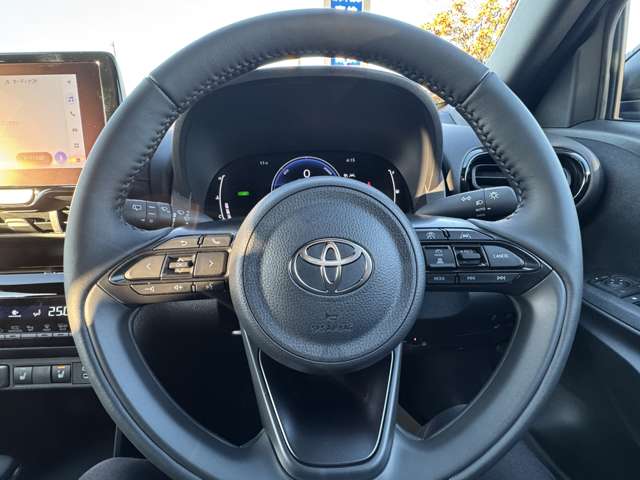 トヨタ ヤリスクロス　ハイブリッド １．５ ハイブリッド Ｚ アドベンチャー R7年 (九州・沖縄) 99