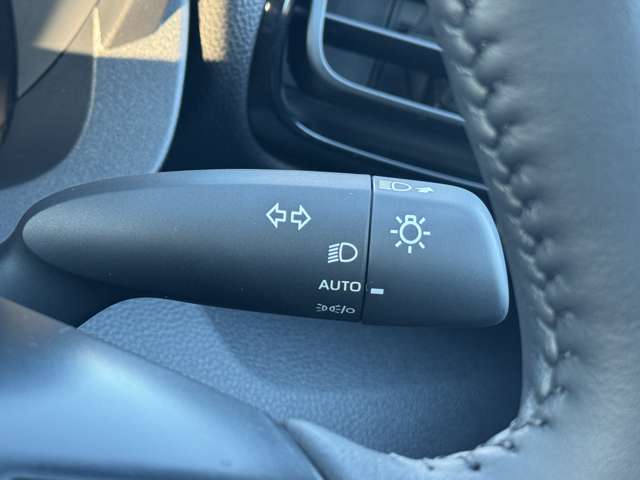 トヨタ ヤリスクロス　ハイブリッド １．５ ハイブリッド Ｚ アドベンチャー R7年 (九州・沖縄) 99