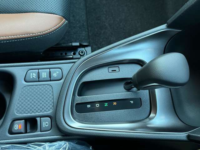 トヨタ ヤリスクロス　ハイブリッド １．５ ハイブリッド Ｚ アドベンチャー R7年 (九州・沖縄) 99