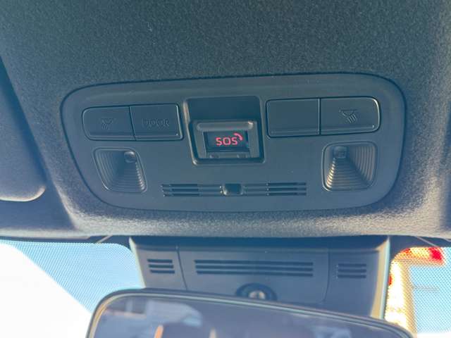 トヨタ ヤリスクロス　ハイブリッド １．５ ハイブリッド Ｚ アドベンチャー R7年 (九州・沖縄) 99