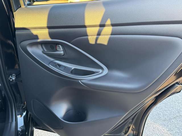 トヨタ ヤリスクロス　ハイブリッド １．５ ハイブリッド Ｚ アドベンチャー R7年 (九州・沖縄) 99