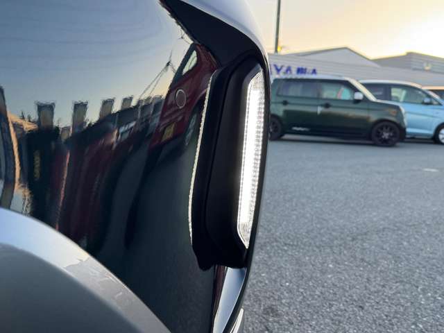 トヨタ ヤリスクロス　ハイブリッド １．５ ハイブリッド Ｚ アドベンチャー R7年 (九州・沖縄) 99