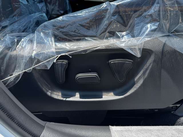 トヨタ ヤリスクロス　ハイブリッド １．５ ハイブリッド Ｚ アドベンチャー R7年 (九州・沖縄) 99