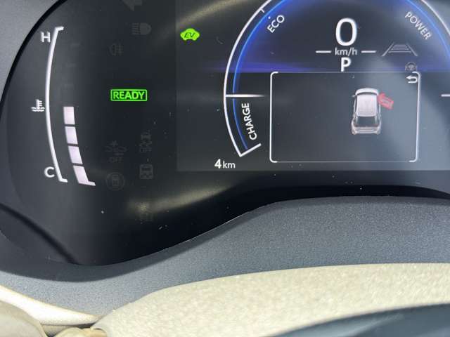 トヨタ ヤリスクロス　ハイブリッド １．５ ハイブリッド Ｚ アドベンチャー R7年 (九州・沖縄) 99