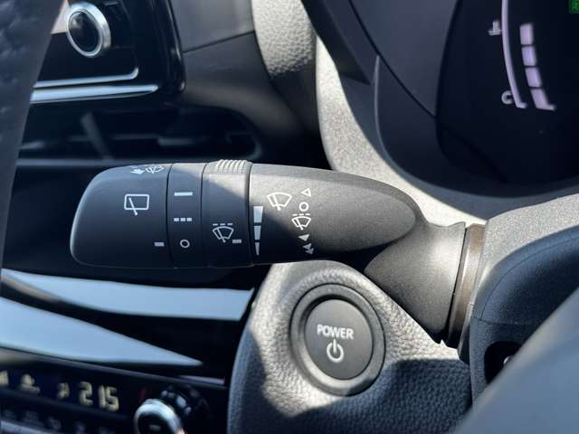 トヨタ ヤリスクロス　ハイブリッド １．５ ハイブリッド Ｚ アドベンチャー R7年 (九州・沖縄) 99