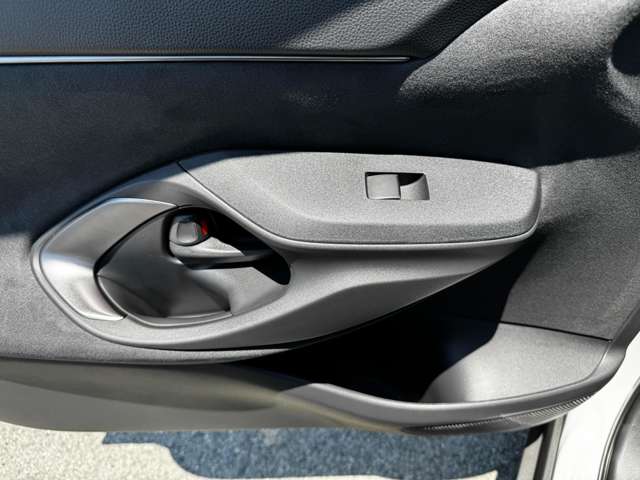 トヨタ ヤリスクロス　ハイブリッド １．５ ハイブリッド Ｚ アドベンチャー R7年 (九州・沖縄) 99