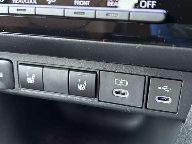 トヨタ ヤリスクロス　ハイブリッド １．５ ハイブリッド Ｚ アドベンチャー R7年 (九州・沖縄) 99