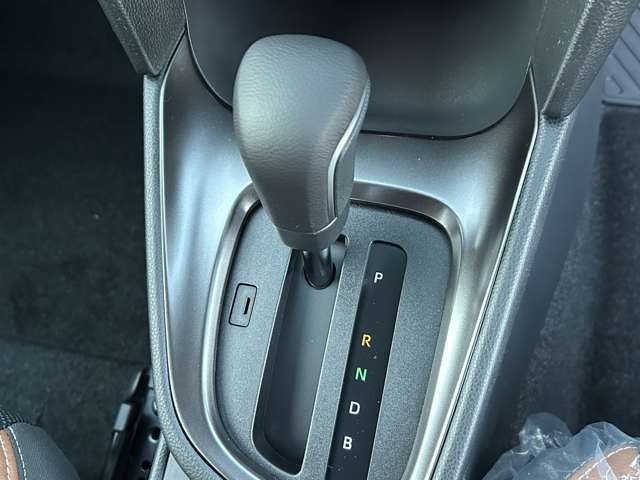 トヨタ ヤリスクロス　ハイブリッド １．５ ハイブリッド Ｚ アドベンチャー R7年 (九州・沖縄) 99