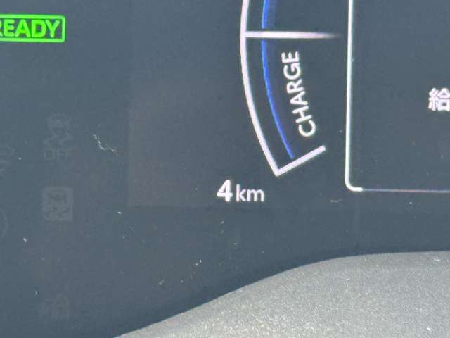 トヨタ ヤリスクロス　ハイブリッド １．５ ハイブリッド Ｚ ウルバーノ R7年 (九州・沖縄) 99