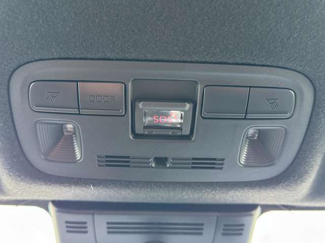 トヨタ ヤリスクロス　ハイブリッド １．５ ハイブリッド Ｚ ウルバーノ R7年 (九州・沖縄) 99