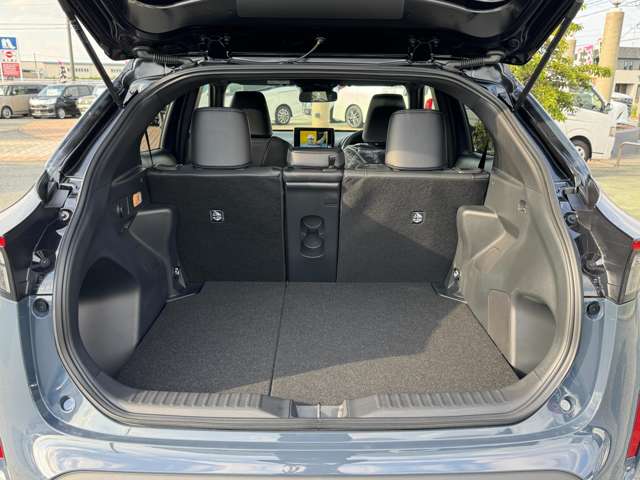 トヨタ ヤリスクロス　ハイブリッド １．５ ハイブリッド Ｚ ウルバーノ R7年 (九州・沖縄) 99