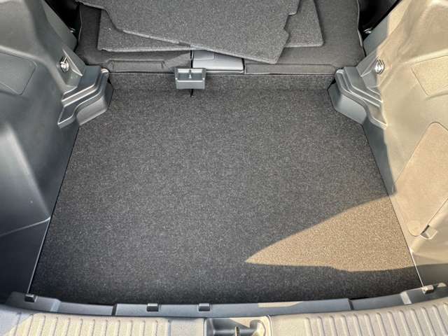 トヨタ ヤリスクロス　ハイブリッド １．５ ハイブリッド Ｚ ウルバーノ R7年 (九州・沖縄) 99