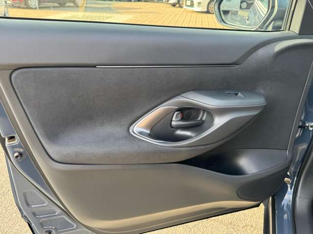 トヨタ ヤリスクロス　ハイブリッド １．５ ハイブリッド Ｚ ウルバーノ R7年 (九州・沖縄) 99