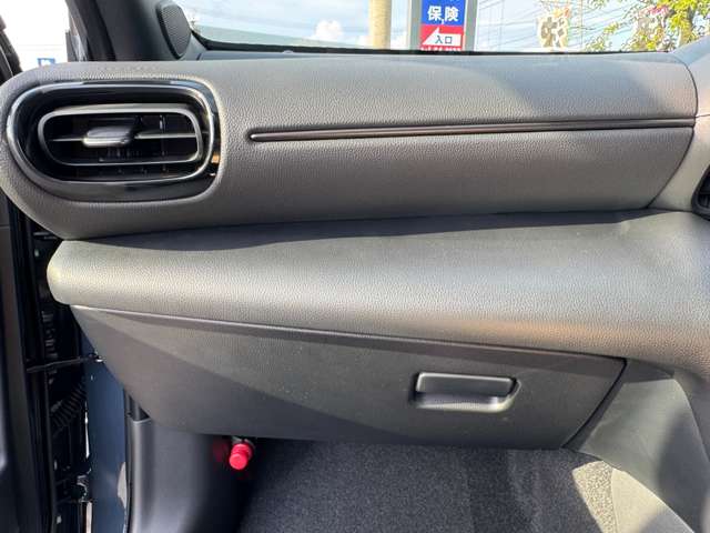 トヨタ ヤリスクロス　ハイブリッド １．５ ハイブリッド Ｚ ウルバーノ R7年 (九州・沖縄) 99