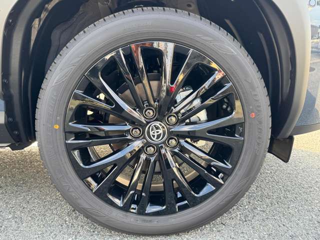 トヨタ ヤリスクロス　ハイブリッド １．５ ハイブリッド Ｚ ウルバーノ R7年 (九州・沖縄) 99