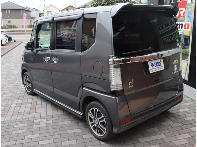 ホンダ Ｎ　ＢＯＸ ６６０ カスタムＧ ＳＳパッケージ H25年 (関東) 99