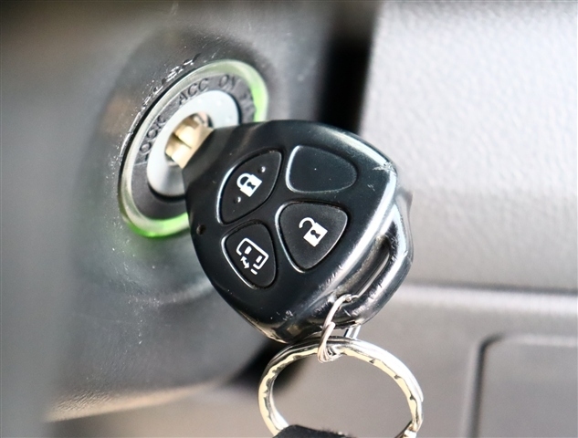 トヨタ ヴォクシー ２．０ Ｚ ４ＷＤ H20年 (関東) 99