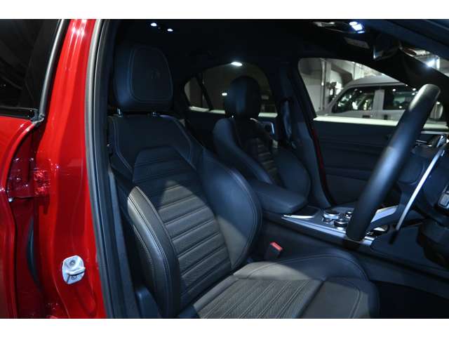 アルファロメオ ジュリア ２．０ ターボ ヴェローチェ R5年 (関東) 99