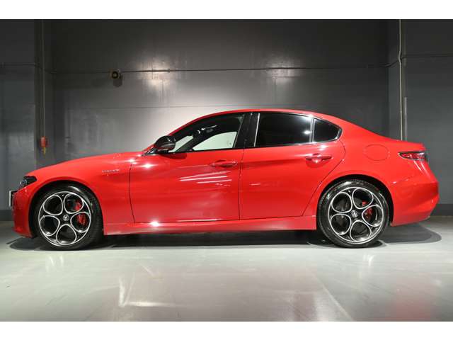 アルファロメオ ジュリア ２．０ ターボ ヴェローチェ R5年 (関東) 99