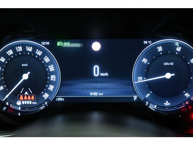 アルファロメオ ジュリア ２．０ ターボ ヴェローチェ R5年 (関東) 99