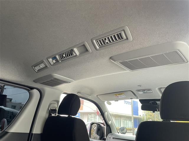 トヨタ ハイエースバン ２．０ スーパーＧＬ ロング R3年 (関東) 99