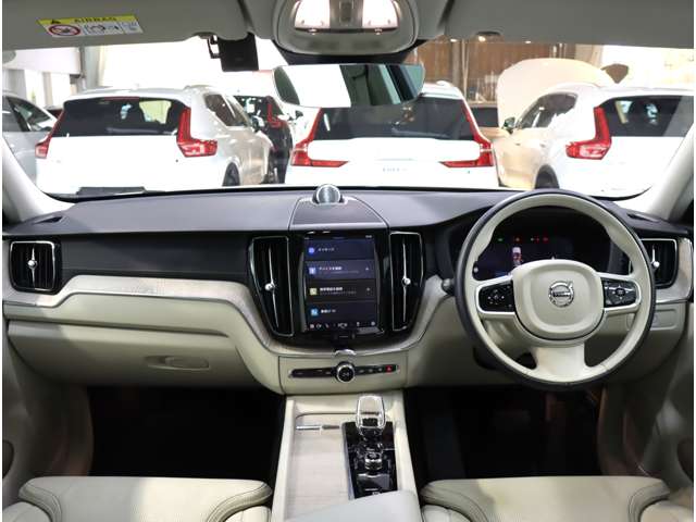 ボルボ ＸＣ６０ アルティメット Ｂ５ ＡＷＤ ４ＷＤ R4年 (近畿) 99