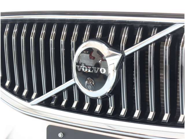 ボルボ ＸＣ６０ アルティメット Ｂ５ ＡＷＤ ４ＷＤ R4年 (近畿) 99