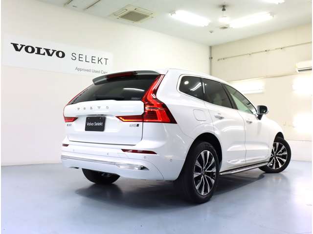 ボルボ ＸＣ６０ アルティメット Ｂ５ ＡＷＤ ４ＷＤ R4年 (近畿) 99
