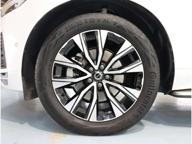 ボルボ ＸＣ６０ アルティメット Ｂ５ ＡＷＤ ４ＷＤ R4年 (近畿) 99