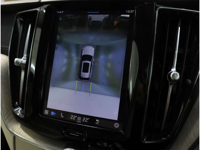 ボルボ ＸＣ６０ アルティメット Ｂ５ ＡＷＤ ４ＷＤ R4年 (近畿) 99