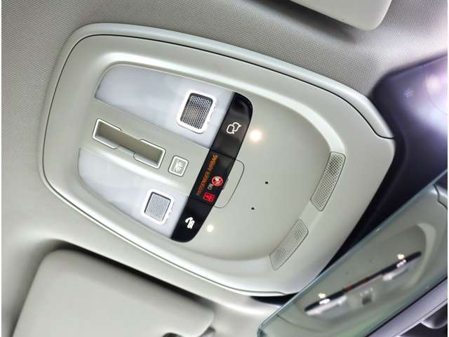 ボルボ ＸＣ６０ アルティメット Ｂ５ ＡＷＤ ４ＷＤ R4年 (近畿) 99