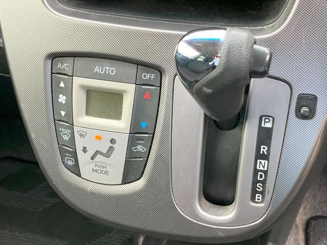 スバル ステラ ６６０ カスタムＲ スマートアシスト ４ＷＤ H26年 (北海道) 99