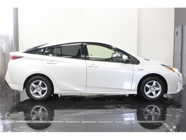 トヨタ プリウス １．８ Ｓ セーフティ プラス Ｅ－ＦＯＵＲ ４ＷＤ H30年 (北海道) 99