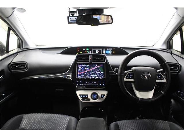 トヨタ プリウス １．８ Ｓ セーフティ プラス Ｅ－ＦＯＵＲ ４ＷＤ H30年 (北海道) 99