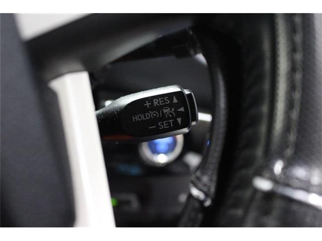 トヨタ プリウス １．８ Ｓ セーフティ プラス Ｅ－ＦＯＵＲ ４ＷＤ H30年 (北海道) 99