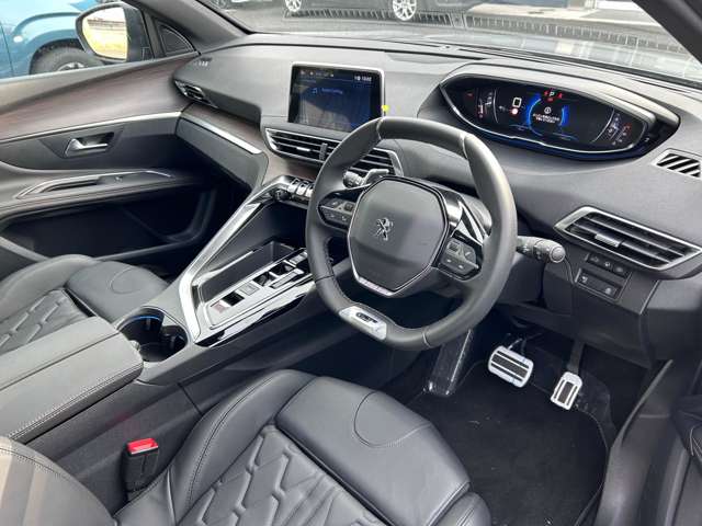 プジョー ３００８ ＧＴ　エグゼクティブエディション R6年 (東北) 99