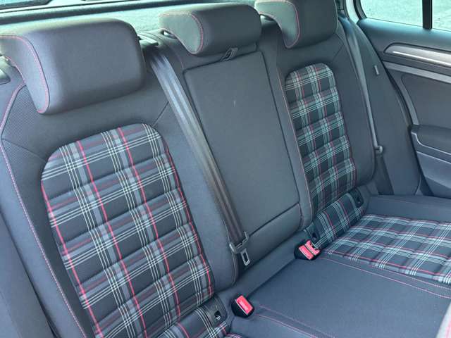 フォルクスワーゲン ゴルフ ＧＴＩ　ダイナミック H30年 (東北) 99