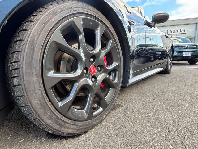 アバルト １２４　スパイダー １．４ H30年 (東北) 99