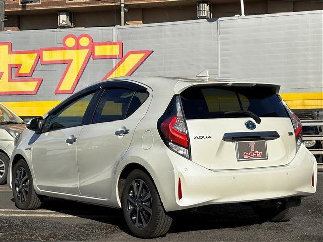 トヨタ アクア １．５ Ｓ スタイルブラック R1年 (東北) 99