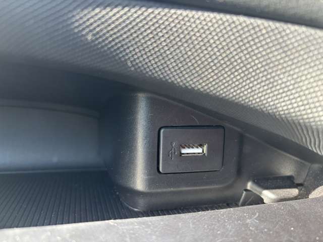 トヨタ アクア １．５ Ｓ スタイルブラック R1年 (東北) 99